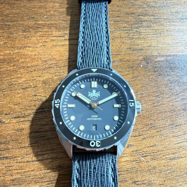 [WTS] Phoibos Eagle Ray PY017C Black Gilt Diver