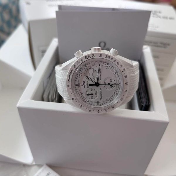 OMEGA x Swatch MoonSwatch SNOOPY Mission to the Moonphase $…