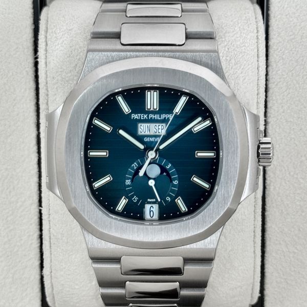 FSOT:2024 Patek Philippe Nautilus Moonphase 40.5mm 5726/1A-…