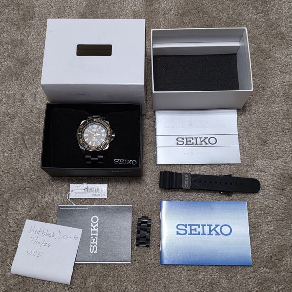 Seiko Gilded Samurai in Black and Gold with Strapcode brace…