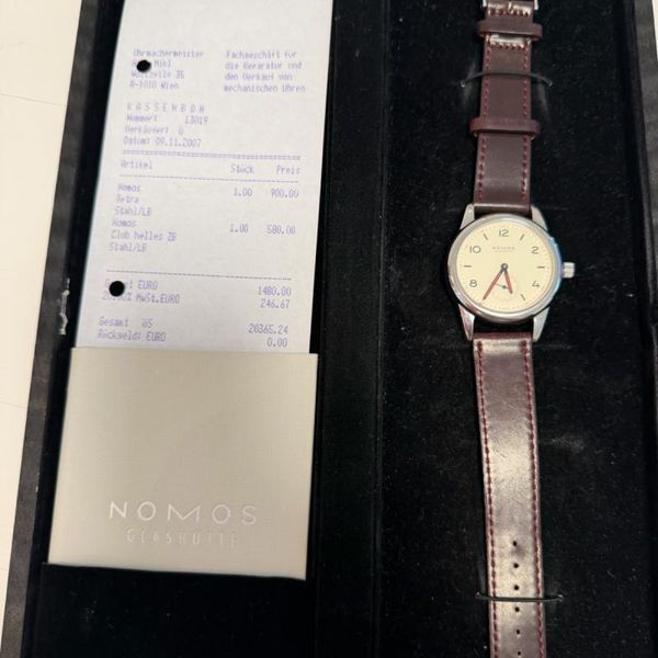 NOMOS Glashütte Club NOS