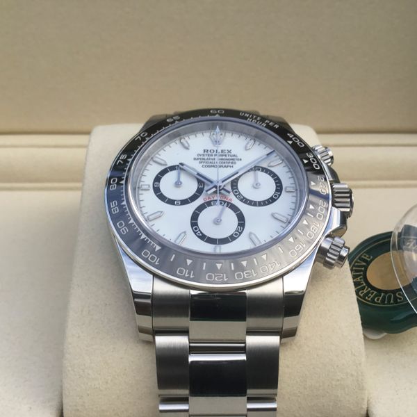 FS: Rolex Oyster Perpetual Cosmograph Daytona 126500LN WHITE