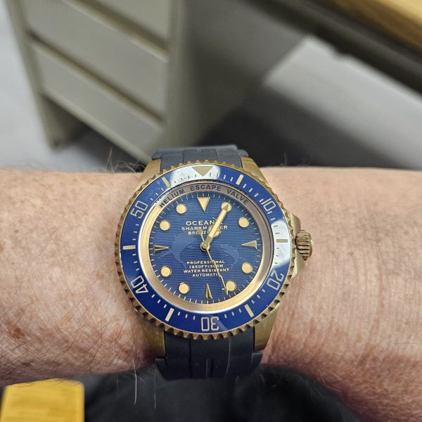 Oceanx Sharkmaster bronze,  1 of 100