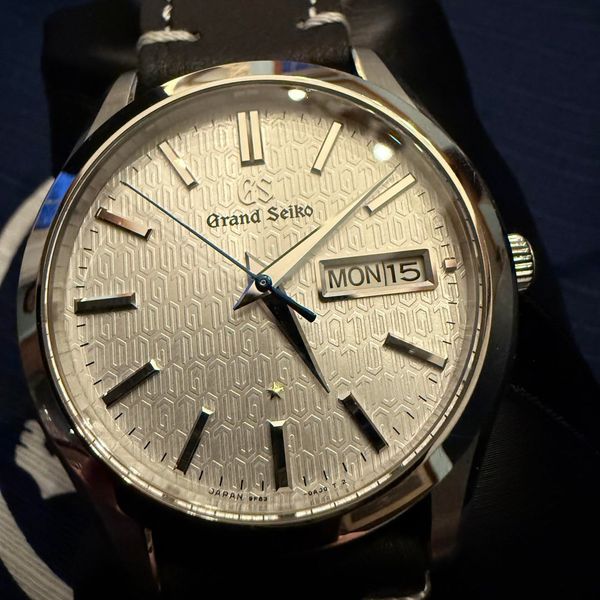 [WTS] Grand Seiko SBGT241 with Never Worn Bracelet - Mint c…
