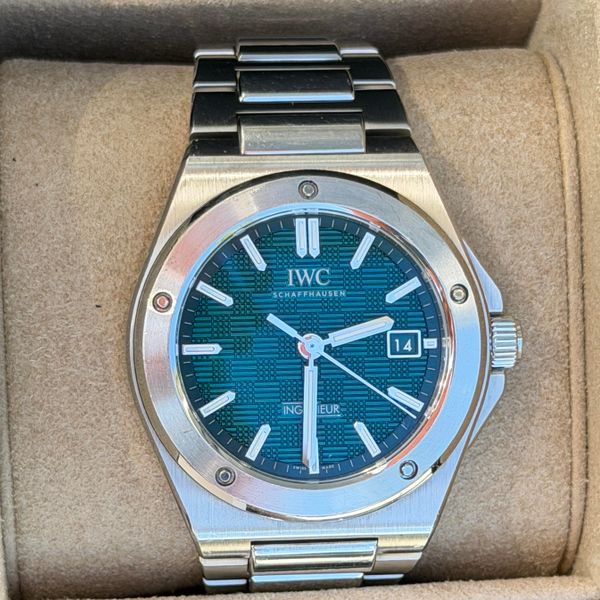 [WTS] IWC Ingenieur Automatic 40 Aqua/Green Grid Dial – IW3…