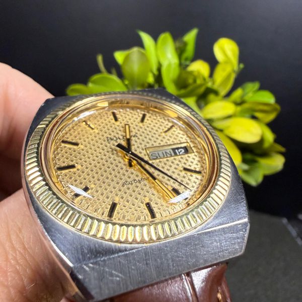 [WTS] 1970s Vintage Bulova Automatic Day-Date – Cushion Cas…