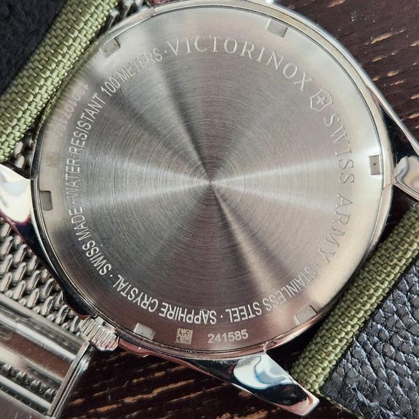 [WTS] Used Victorinox Infantry 241585 Quartz Sapphire Extra…