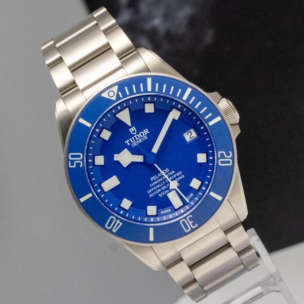 [WTS] Tudor Pelagos 25600TB: Blue, Titanium, and Built Like…