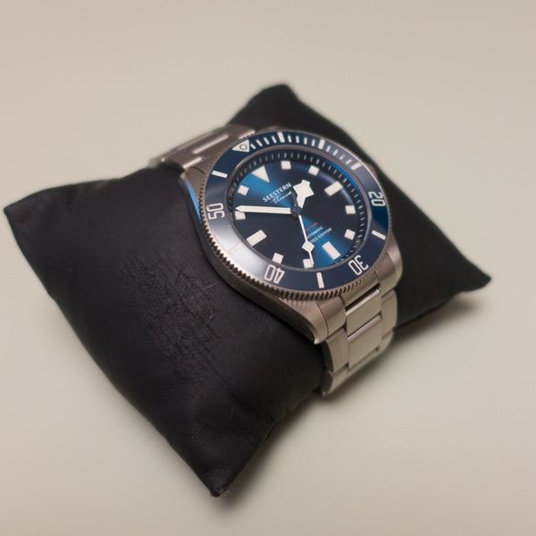 Seestern Sugess S430 Titan ST2130, blau