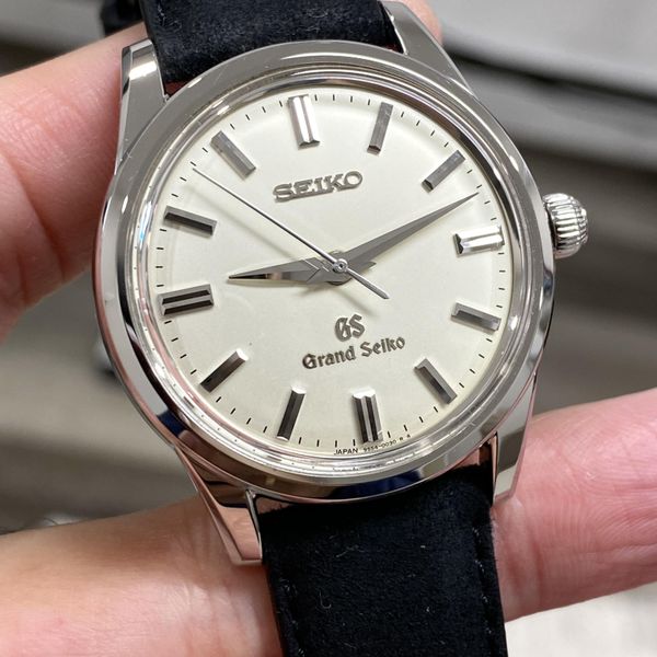 [WTS] Grand Seiko. SBGW005. Box, Papers.
