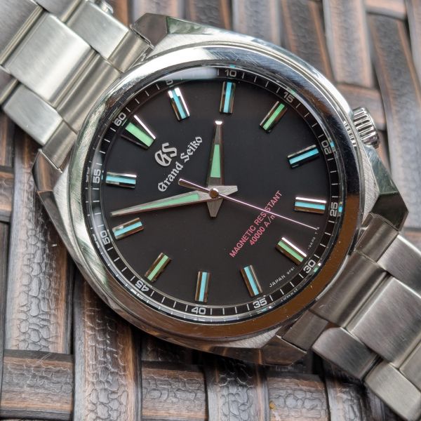[WTS] Grand Seiko SBGX343 - Tough Quartz with box and paper…