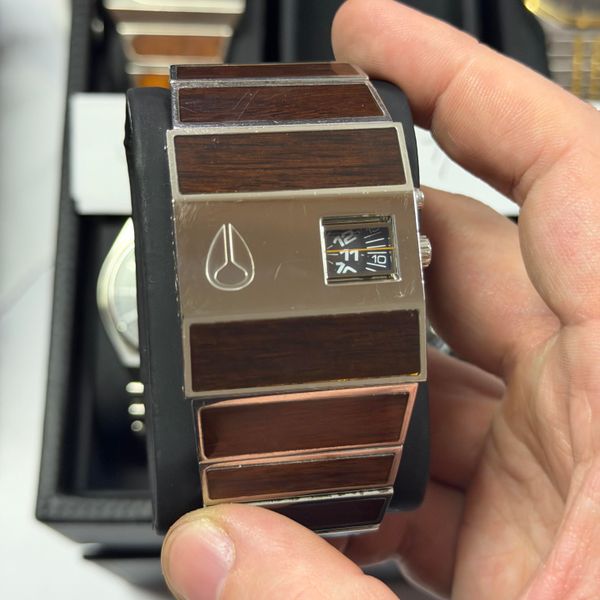 [WTS] Nixon Rotolog Wood Panel Watch
