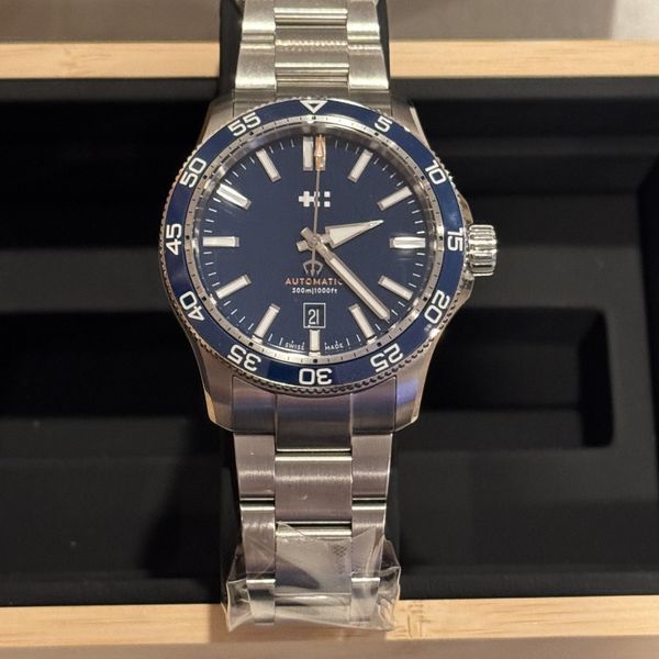 [WTS] Christopher Ward Blue C60 Trident Pro 300 42mm