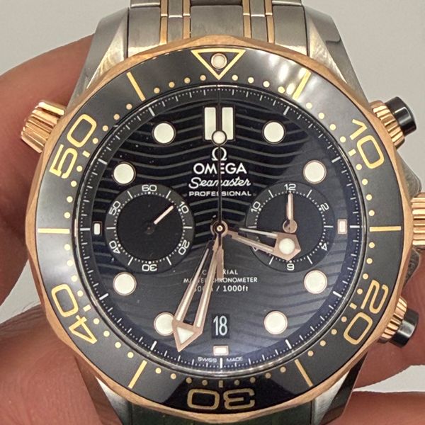 [WTS] Omega Seamaster Diver 300M Chronograph Sedna Gold/ SS…