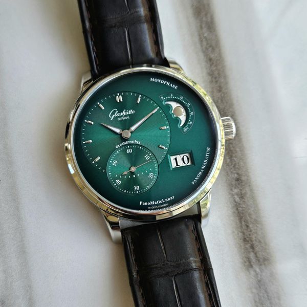 [WTS] Glashütte Original PanoMaticLunar – Green 💚 Dial – Ne…