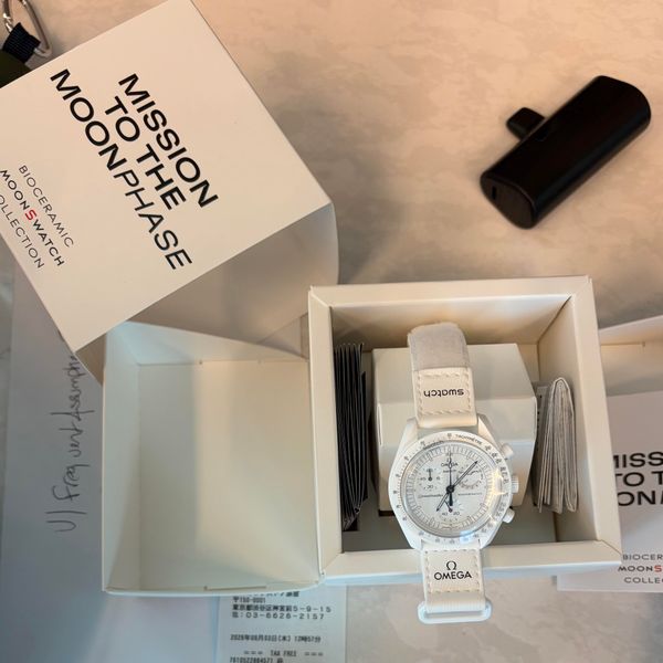 [WTS] Swatch x Omega Mission to the Moonphase White Snoopy …