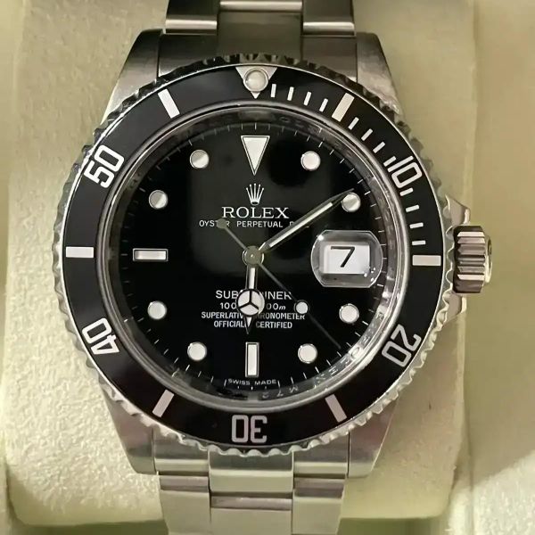 Rolex Submariner Date 16610LN 2008