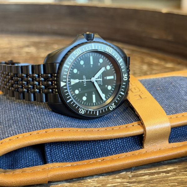 FS Only: HGP 200m Automatic “Commando” Green Dial and Black…