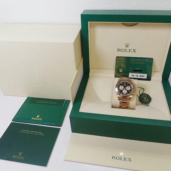 FS Rolex 18K Rose Gold Daytona Black Dial. Box Papers. 1265…