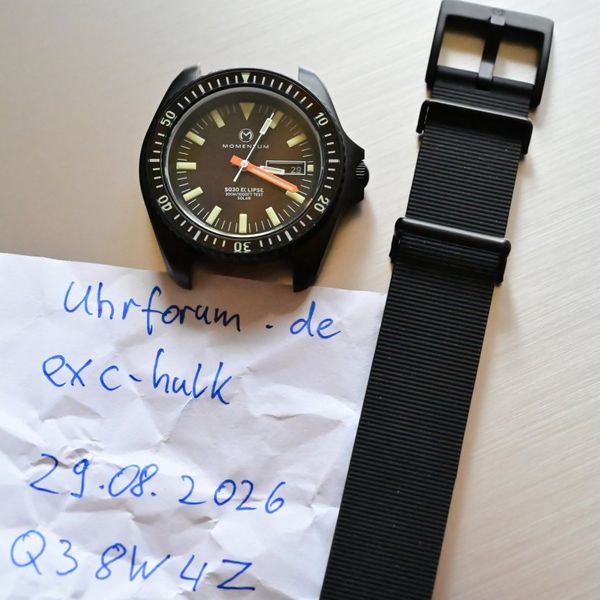 MOMENTUM Sea Quartz 30 Eclipse - Solar Black-Ion