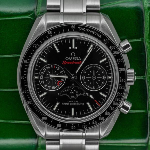 [WTS] 2022 Omega Speedmaster Moonphase Chronograph 304.30.4…
