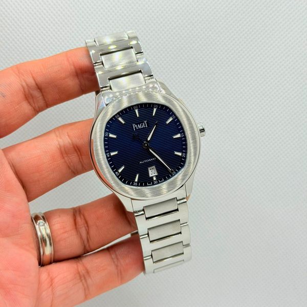 Piaget Polo Date