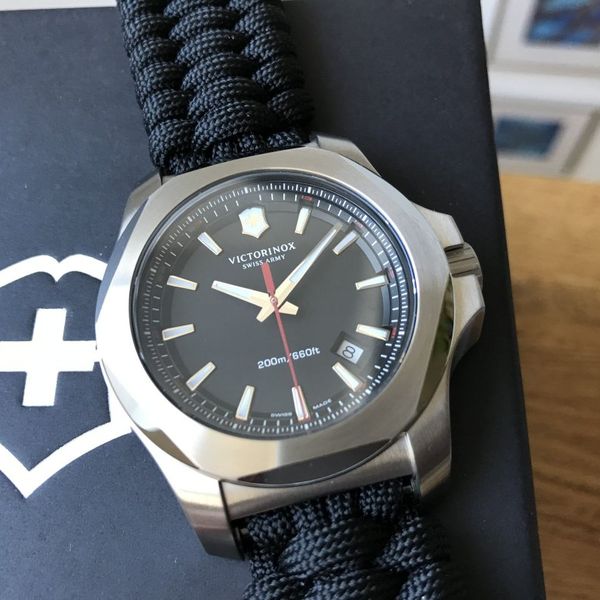 Victorinox I.N.O.X. 43mm, 20 Bar, Ref. 241726.1 am Paracord…
