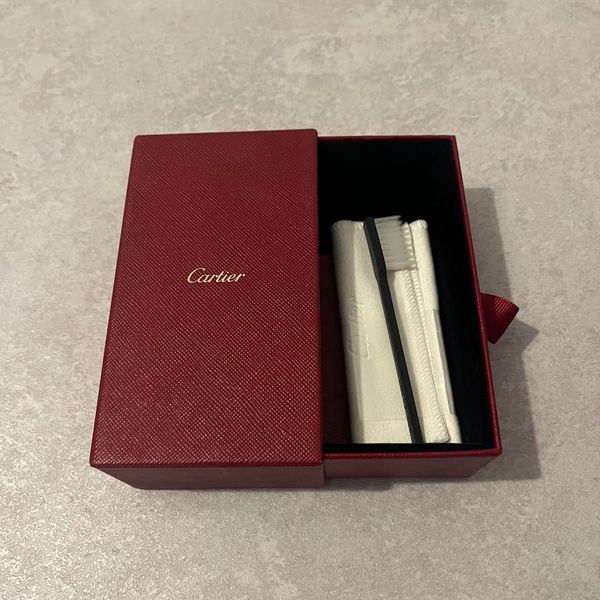 [WTS] [UK-based] Cartier Ronde Must de Cartier 40mm WSRN0032