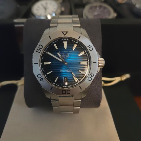 [WTS] Tag Heuer Aquaracer Professional 200 40mm