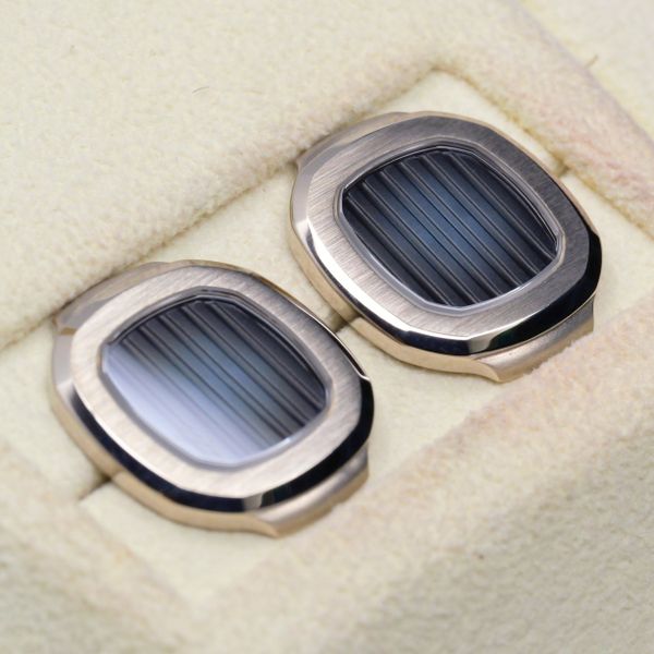 FSOT: MINT CONDITION Patek Philippe Nautilus Cuff Links Opa…