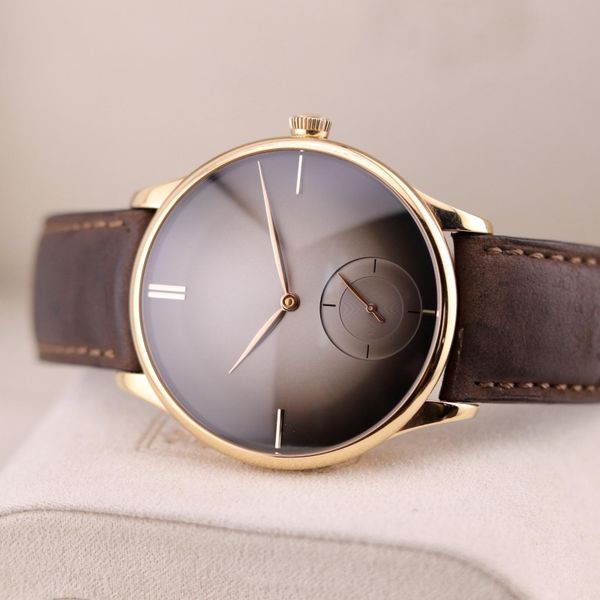 [WTS] H. Moser & Cie. Venturer Small Seconds Purity Red Gol…