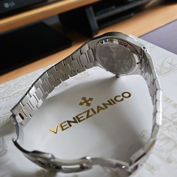 Venezianico Arsenale 37, blau, quasi ungetragen, Fullset