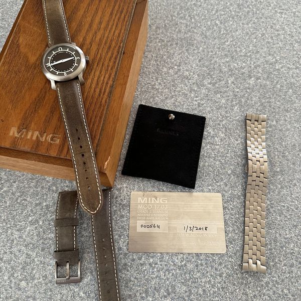 [WTS] Ming 17.03 GMT Burgundy Straps and Bracelet
