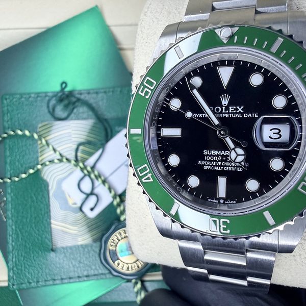 FSOT: 2026 Rolex "Starbucks" 126610LV Submariner Date - Ful…
