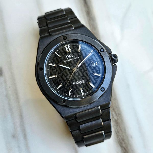 [WTS] Life Beyond Steel – The Ceramic Age: IWC Ingenieur 42…