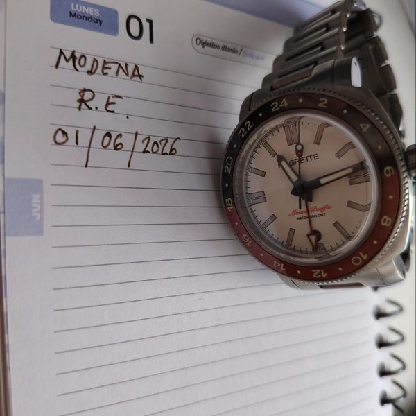 Magrette Moana GMT