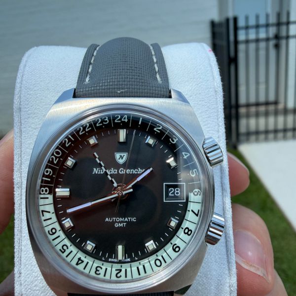 Nivada Grenchen GMT