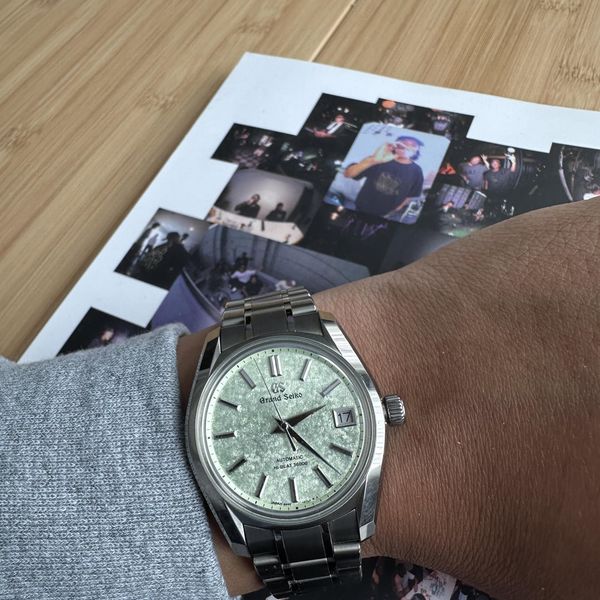 [WTS] Grand Seiko SBGH343 Heritage Sakura Wakaba Green Dial…