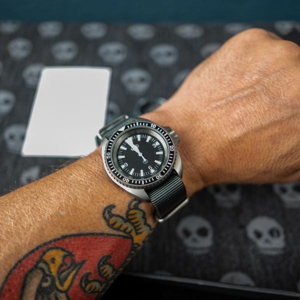 [WTS] Cabot Watch Company (CWC) Ti300 Titanium Divers Watch