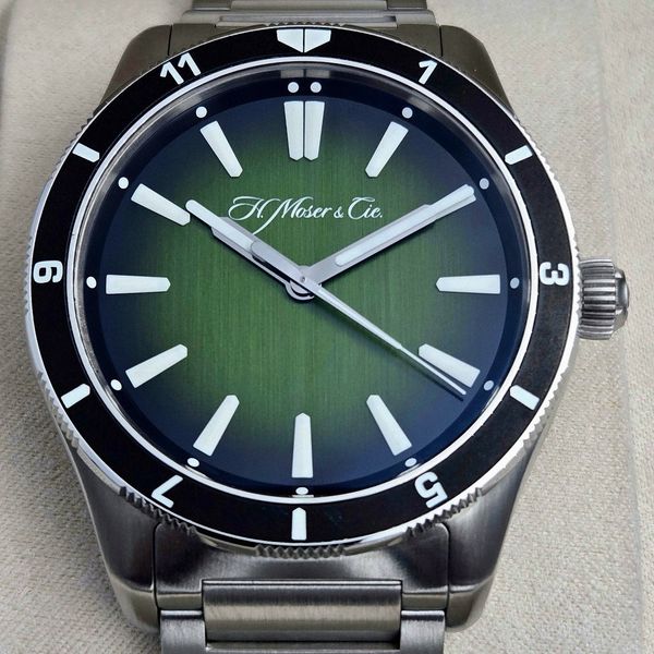 BRAND NEW H. Moser & Cie  Pioneer C.02 Green LIMITED  Ceram…