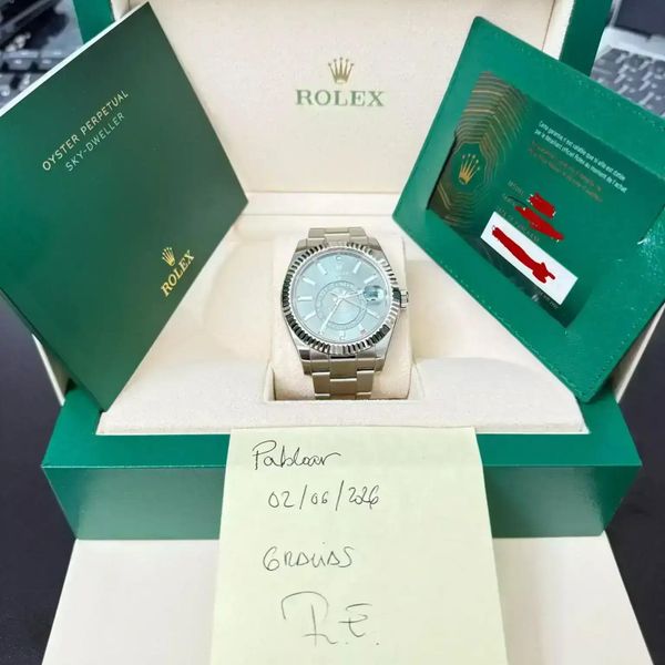 Rolex Sky Dweller verde oyster