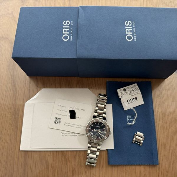 Oris Aquis Upcycle 41.5mm Full Set aus 12/2025