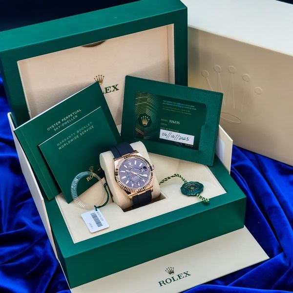 [WTS] ROLEX Sky-Dweller 326235 in 18 kt Everose Gold with C…