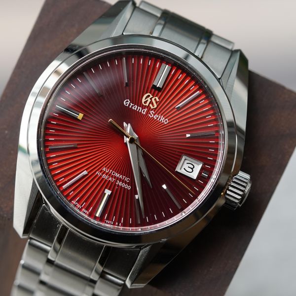 [WTS] Grand Seiko SBGH327 Red Mt Fuji $5,999 Limiteed Editi…