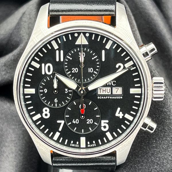[WTS] 2022 IWC Schaffhausen Pilot Chronograph REF IW378001