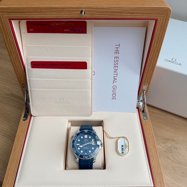 [WTS] Omega Seamaster 300 2026 card $3,999