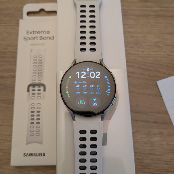 [WTS] Samsung Galaxy Watch 5 - $70