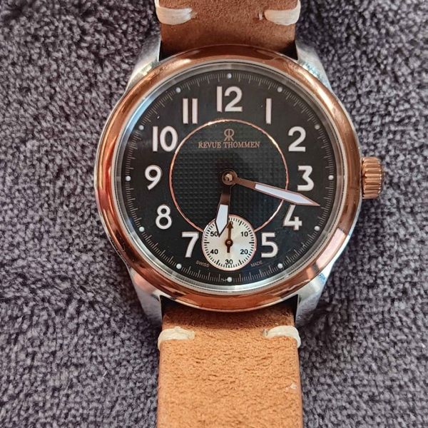 Revue Thommen Airspeed XLarge Retro