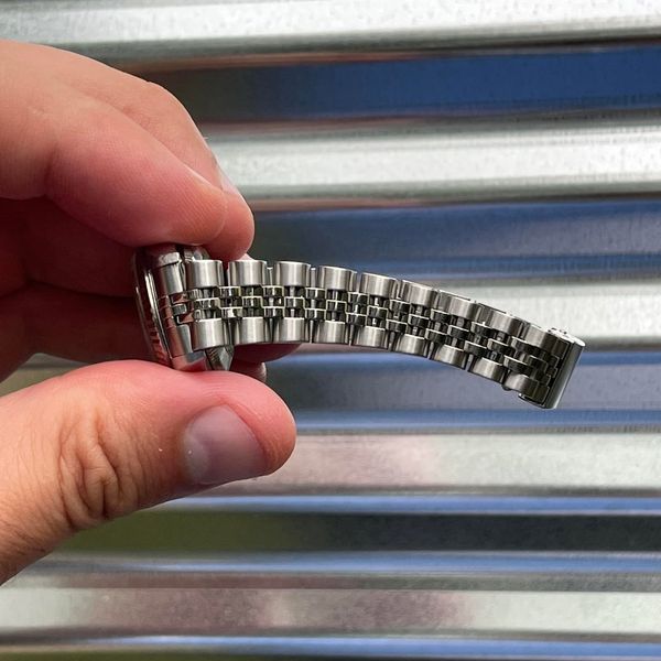 [WTS] Rolex Ladies Datejust / 26mm Ref.69174 / Box & Papers…