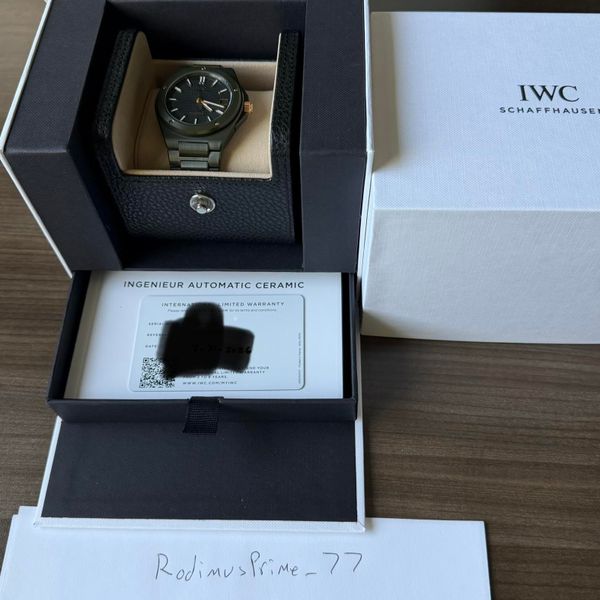 [WTS] IWC Ingenieur Automatic 42 Green Ceramic - Ref. IW338…